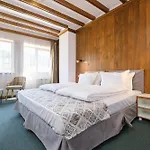 Spa&sauna Included 2* Razlog