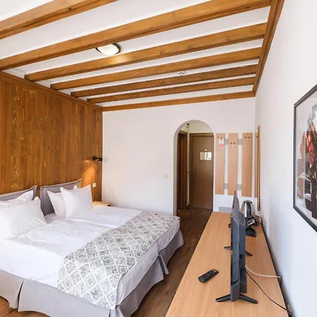 & Sauna Included 2* Razłog