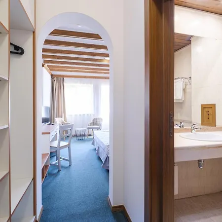 Hotel Razlog 2* Razlog