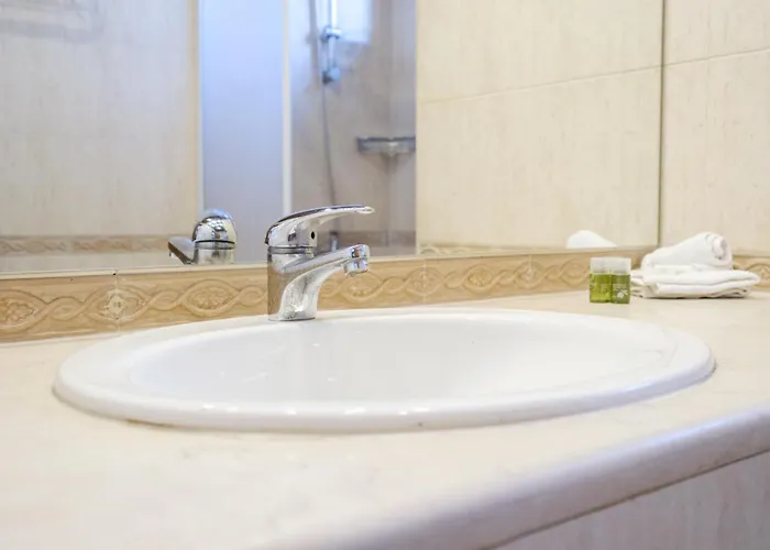 & Restaurant Included Разлог