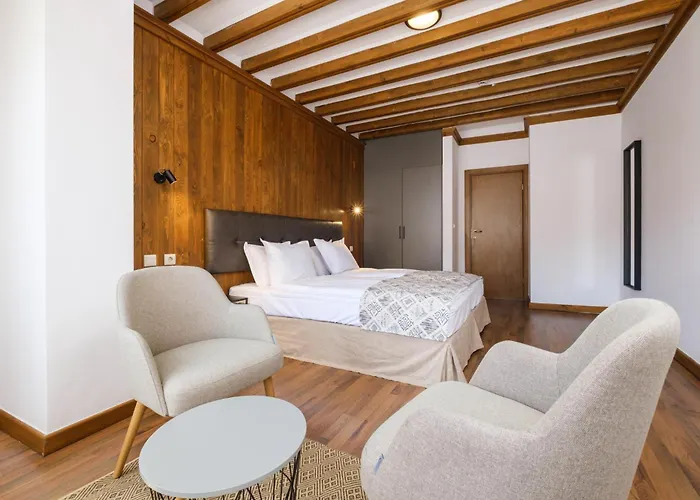 Отель & Restaurant Included