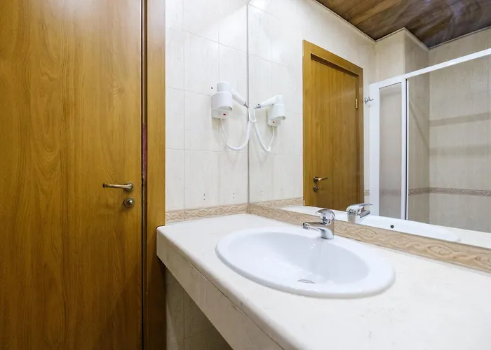 & Restaurant Included Отель Разлог