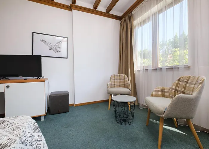 & Restaurant Included 2* Разлог