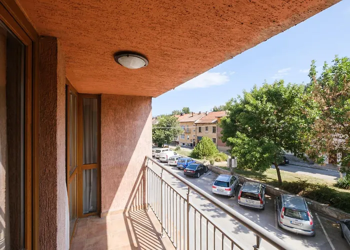 & Restaurant Included Отель 2*