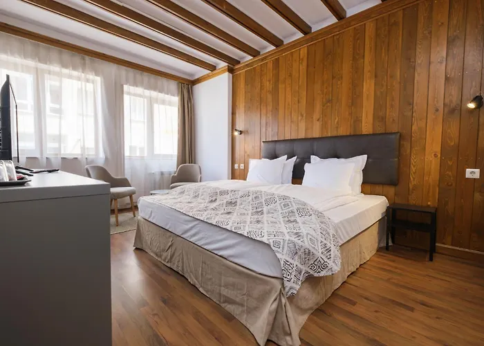 Отель & Restaurant Included