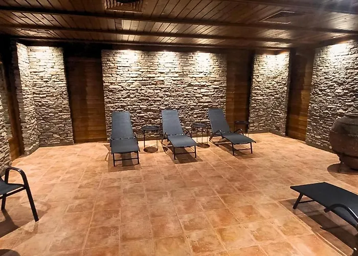 Отель & Restaurant Included Разлог